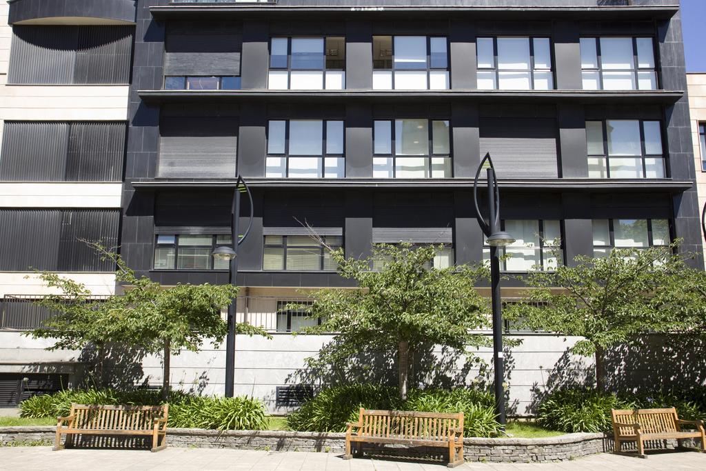 Pension T5 Donostia Suites San Sebastián Eksteriør billede
