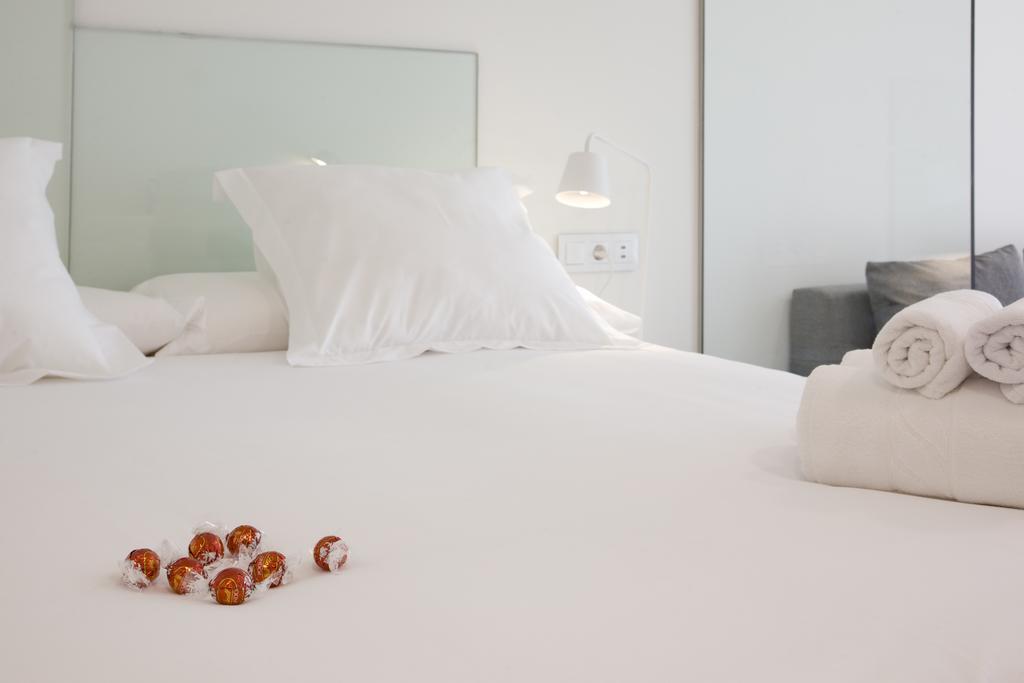 Pension T5 Donostia Suites San Sebastián Eksteriør billede