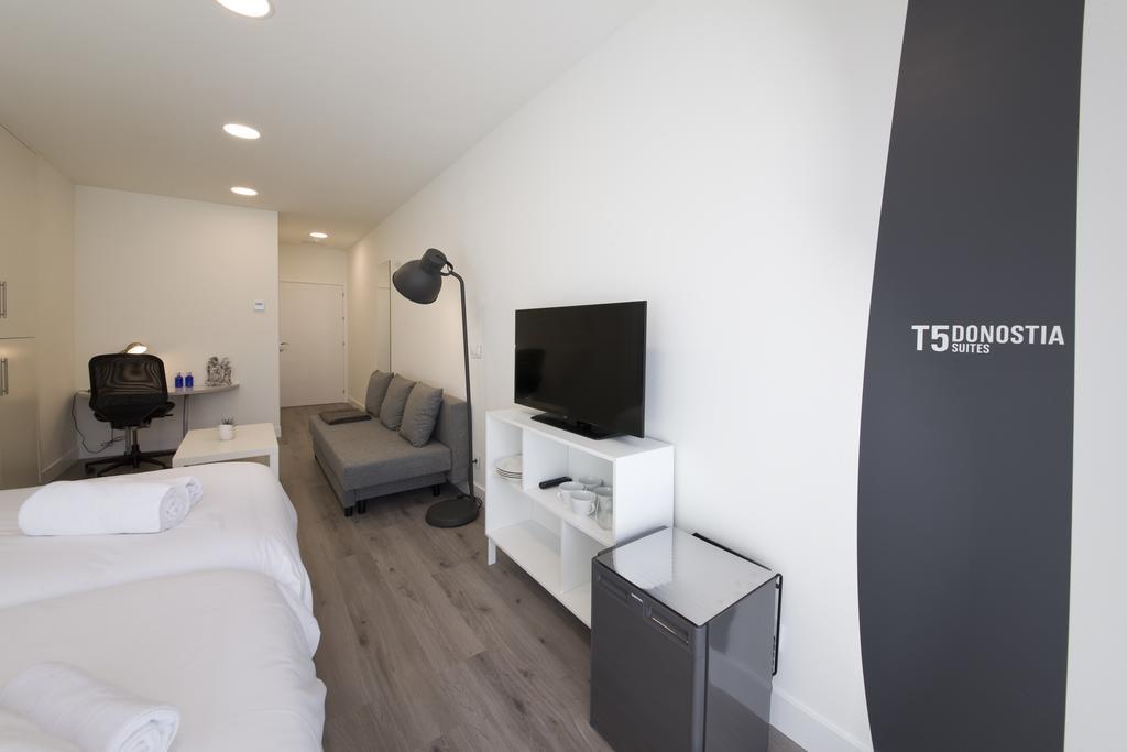 Pension T5 Donostia Suites San Sebastián Værelse billede